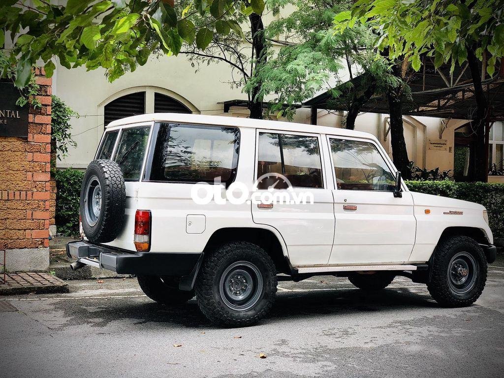 Toyota Land Cruiser 1994 - Cần bán Toyota Land Cruiser đời 1994, màu trắng, nhập khẩu nguyên chiếc chính chủ