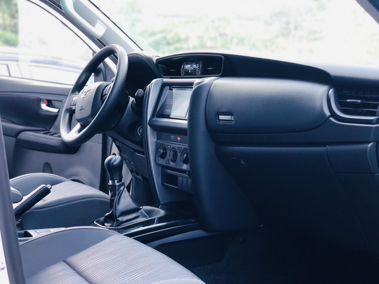 Toyota Fortuner 2021 - Toyota Fortuner 2.4 màu trắng chỉ 250tr nhận xe - khuyến mãi giảm giá tiền mặt - tặng phụ kiện giá rẻ nhất TP HCM