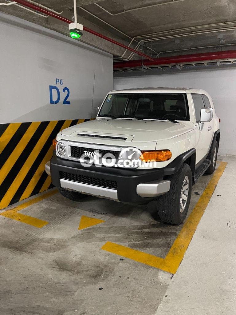 Toyota Fj cruiser 2019 - Bán ô tô Toyota Fj Cruiser năm sản xuất 2019, màu trắng, nhập khẩu chính chủ