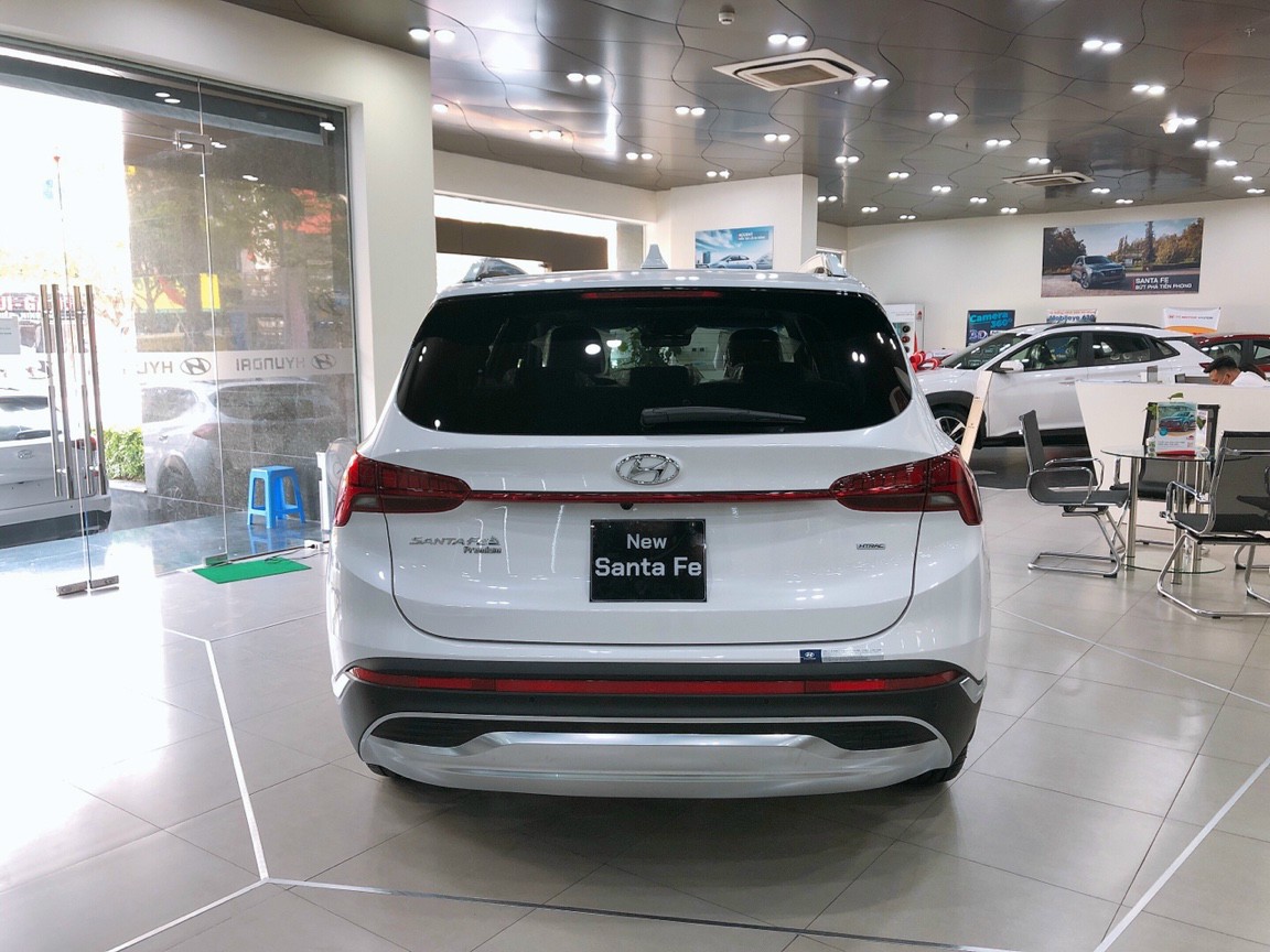 Hyundai SantaFe 2022 - Giảm nóng 50 triệu - Cam kết giá tốt nhất toàn hệ thống