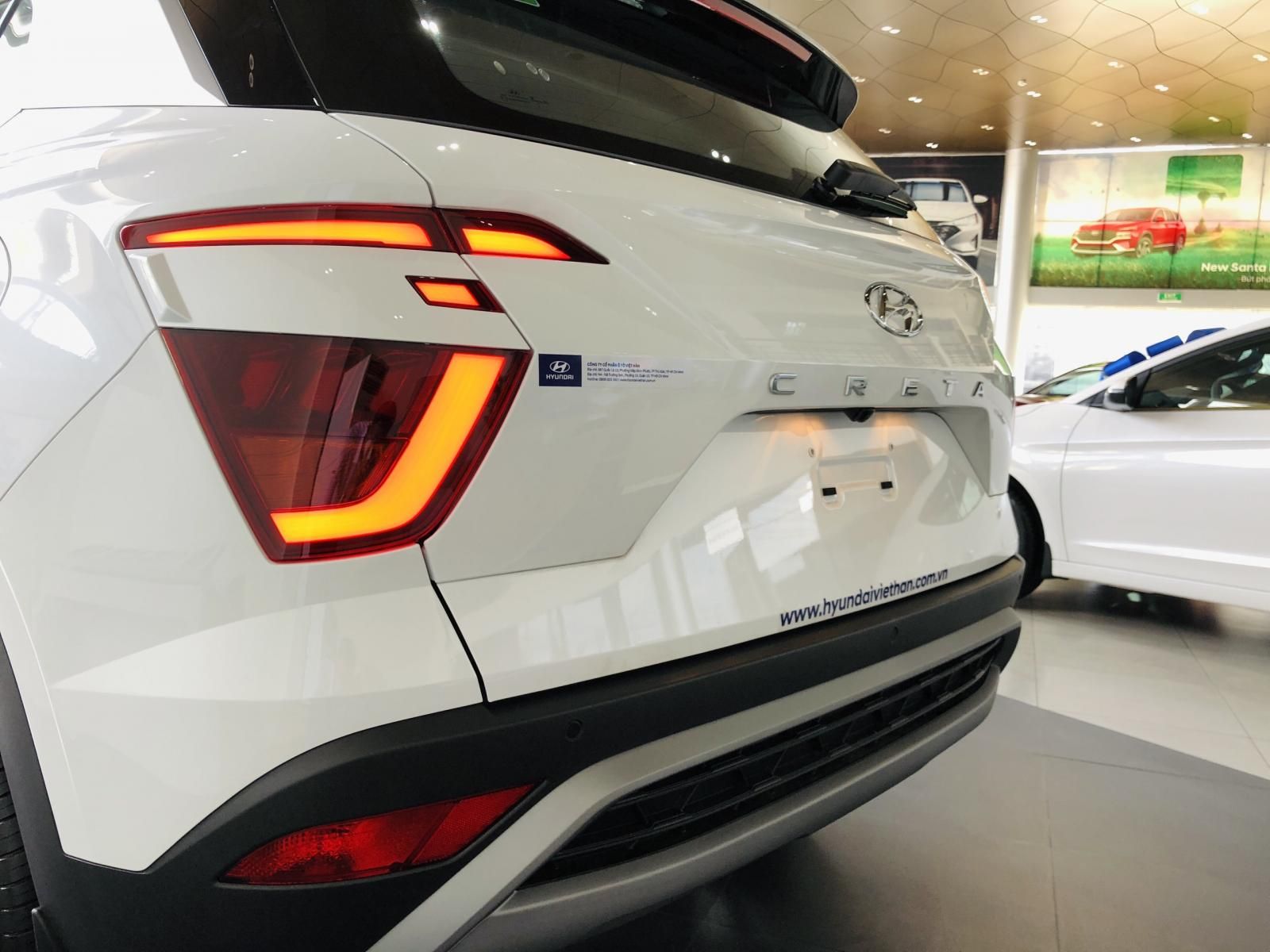 Hyundai Creta 2022 - Cao cấp tháng 10 giảm ngay 20tr - Giá xe tốt nhất thị trường, tặng kèm phụ kiện chính hãng