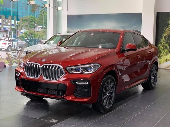 BMW X6 2022 - Xe màu đỏ nổi bật thu hút ánh nhìn