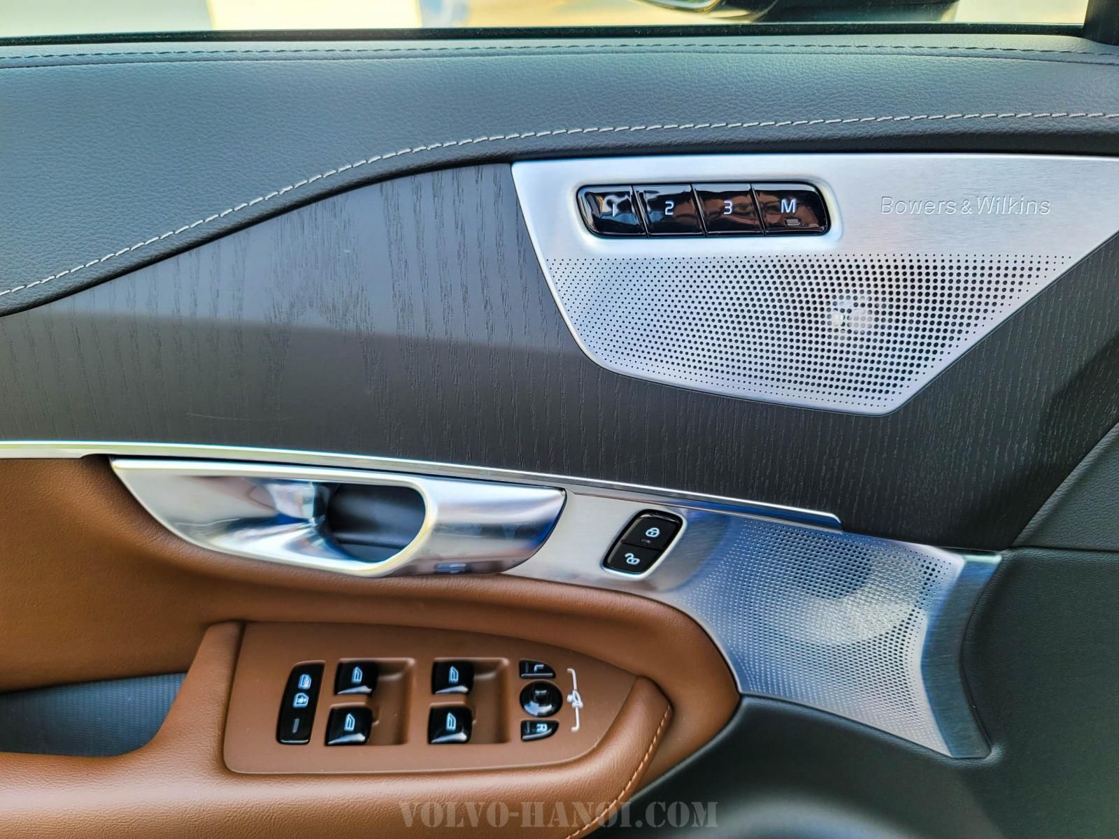 Volvo XC90 2023 - Hoàn hảo trong phân khúc - Gói bảo dưỡng 3 năm và nhiều quà tặng