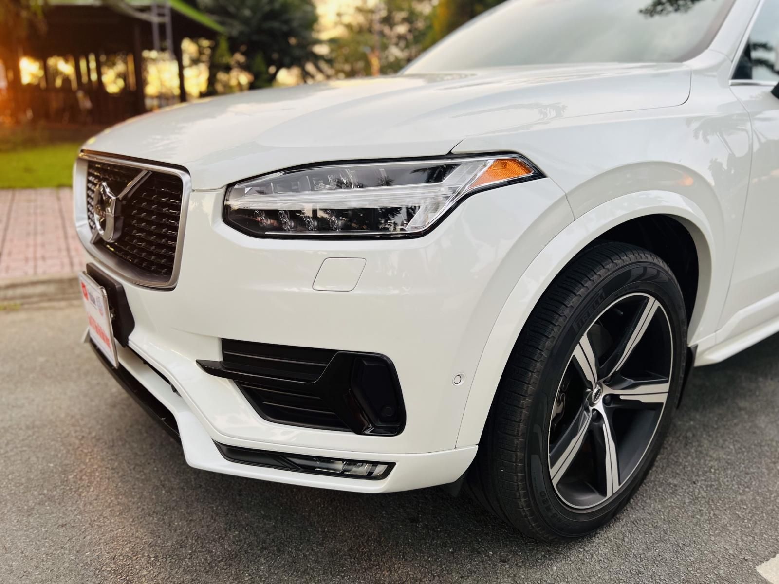 Volvo XC90 2015 - Mua xe tặng 1 miếng vàng thần tài - Miễn phí 100% thuế trước bạ
