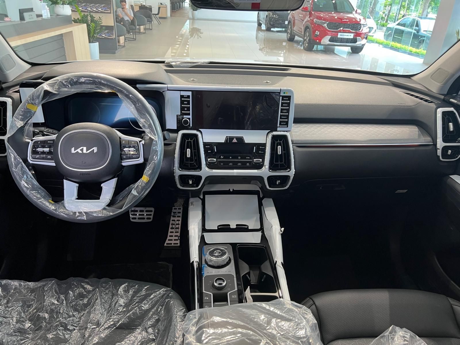 Kia Sorento 2022 - Nhiều phần quà khi khách hàng đặt xe