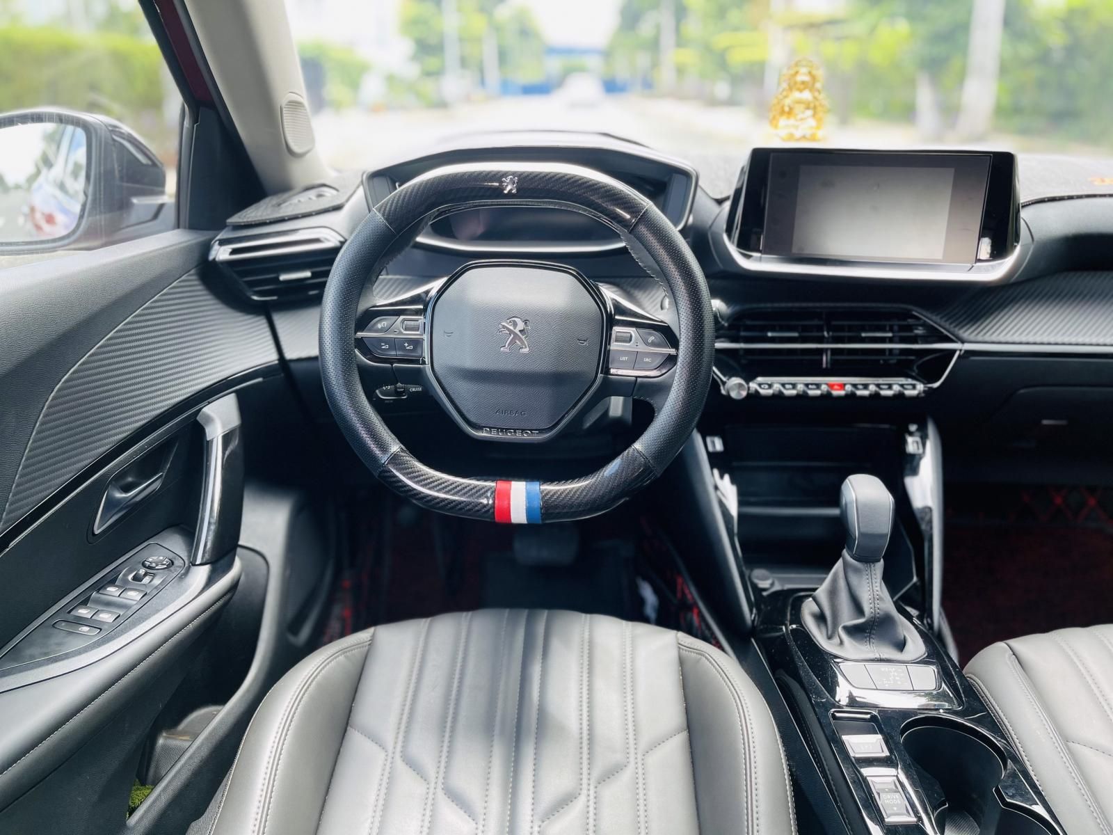 Peugeot 2008 2022 - Miễn phí 100% thuế trước bạ khi mua xe trong tháng - Tặng ngay 1 miếng vàng thần tài