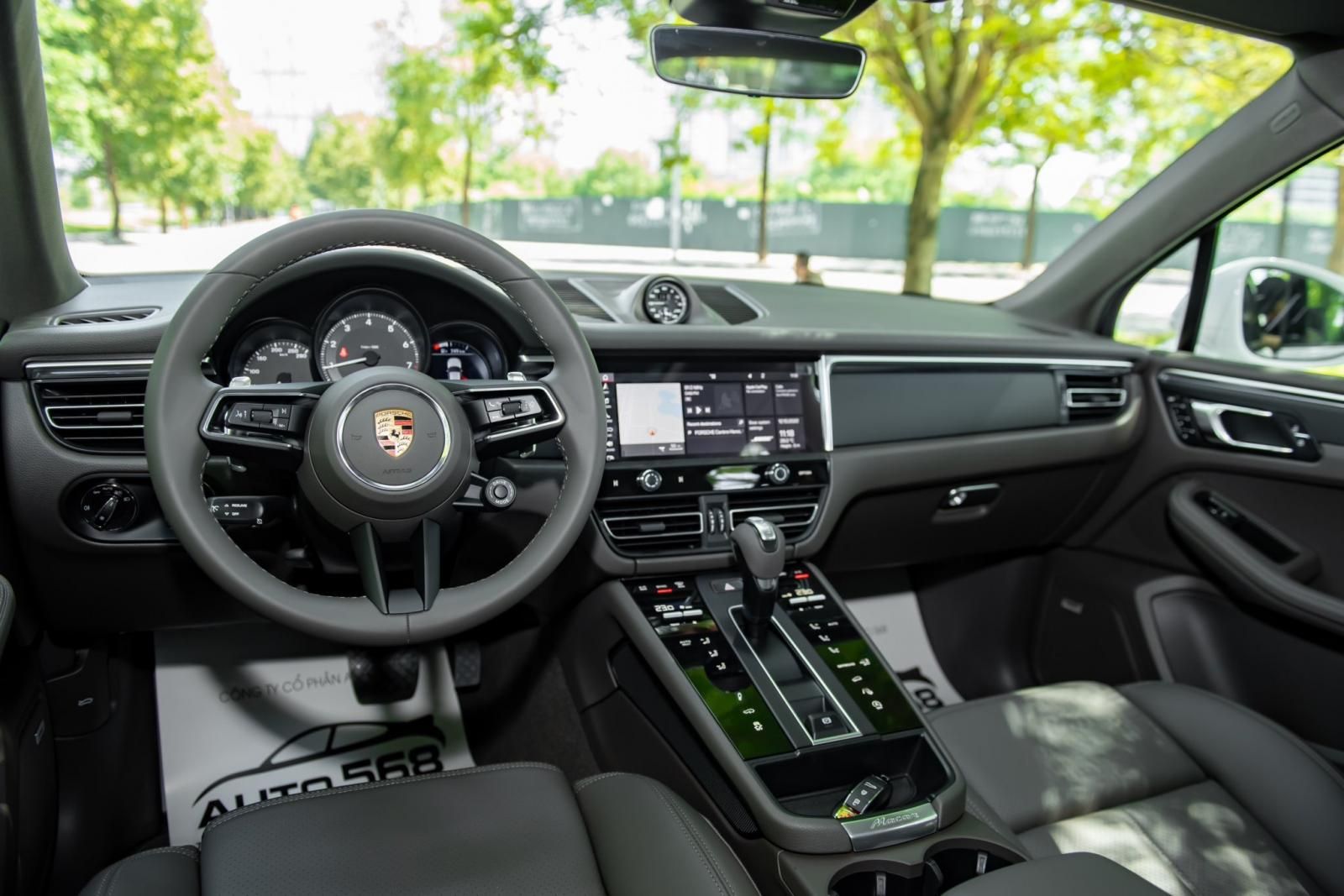 Porsche Macan 2022 - Bảo hành & Bảo dưỡng miễn phí 05 năm tại Porsche VN