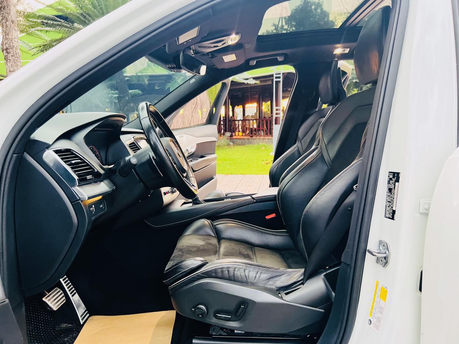 Volvo XC90 2015 - Mua xe tặng 1 miếng vàng thần tài - Miễn phí 100% thuế trước bạ