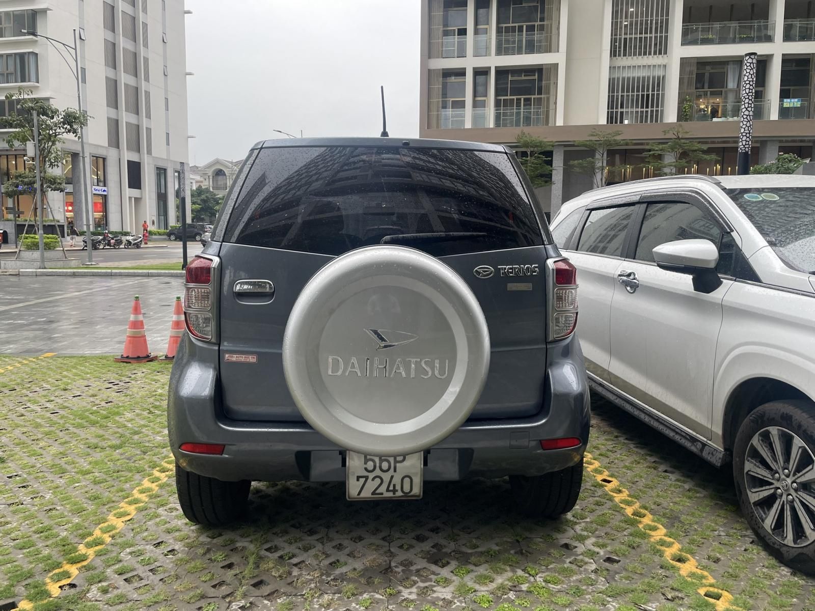 Daihatsu Terios 2008 - Xe màu xám