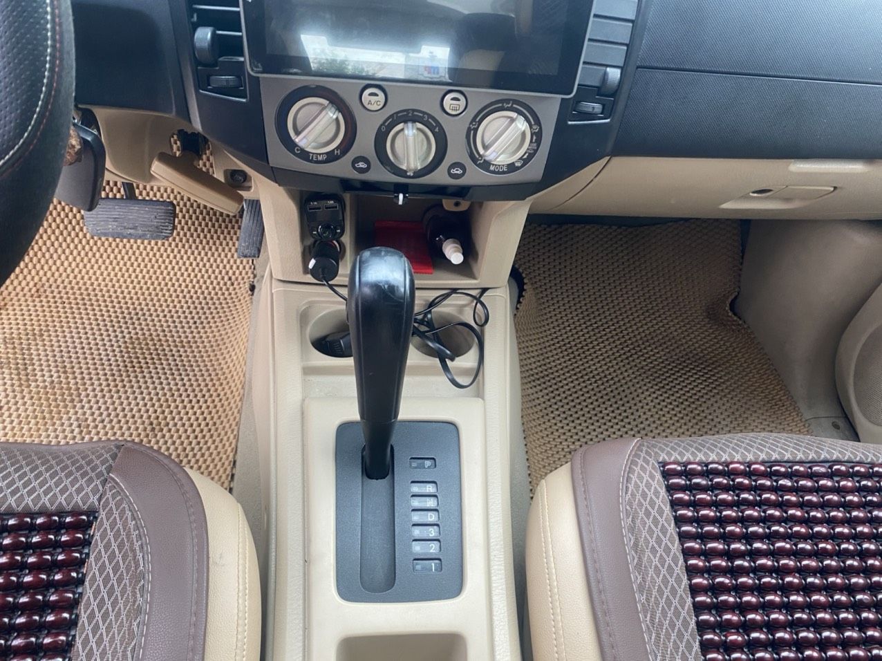 Ford Everest 2011 - Giá 420tr