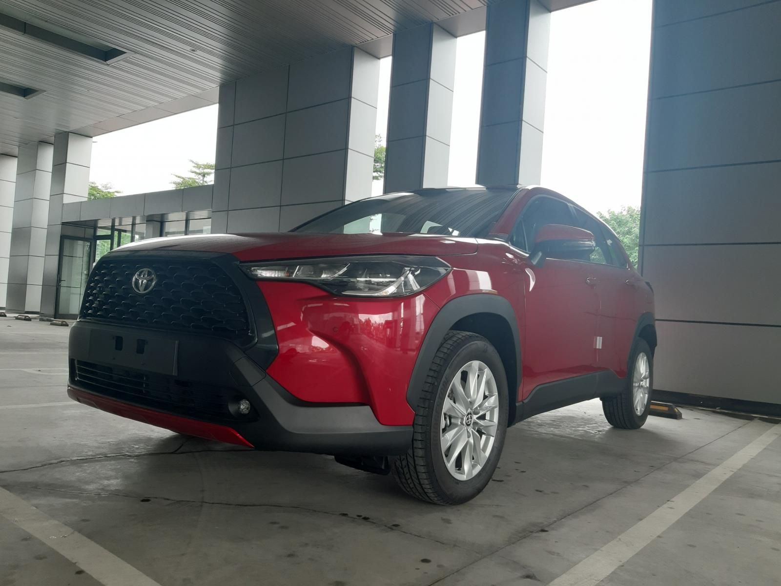 Toyota Corolla Cross 2022 - Ưu đãi lên đến 40tr, có đủ màu, phụ kiện, quà tặng theo xe rực rỡ