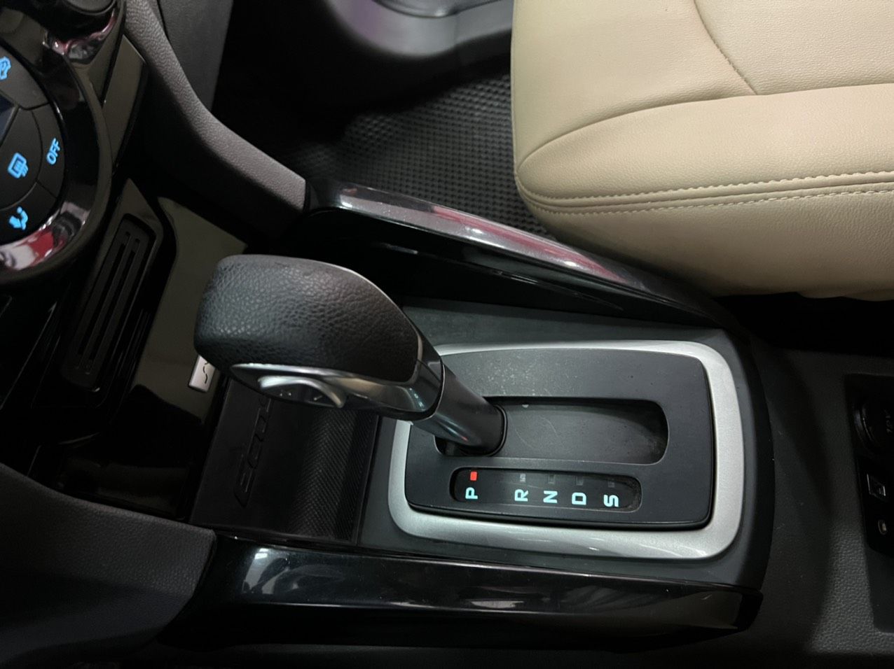 Ford EcoSport 2017 - Giá 415tr