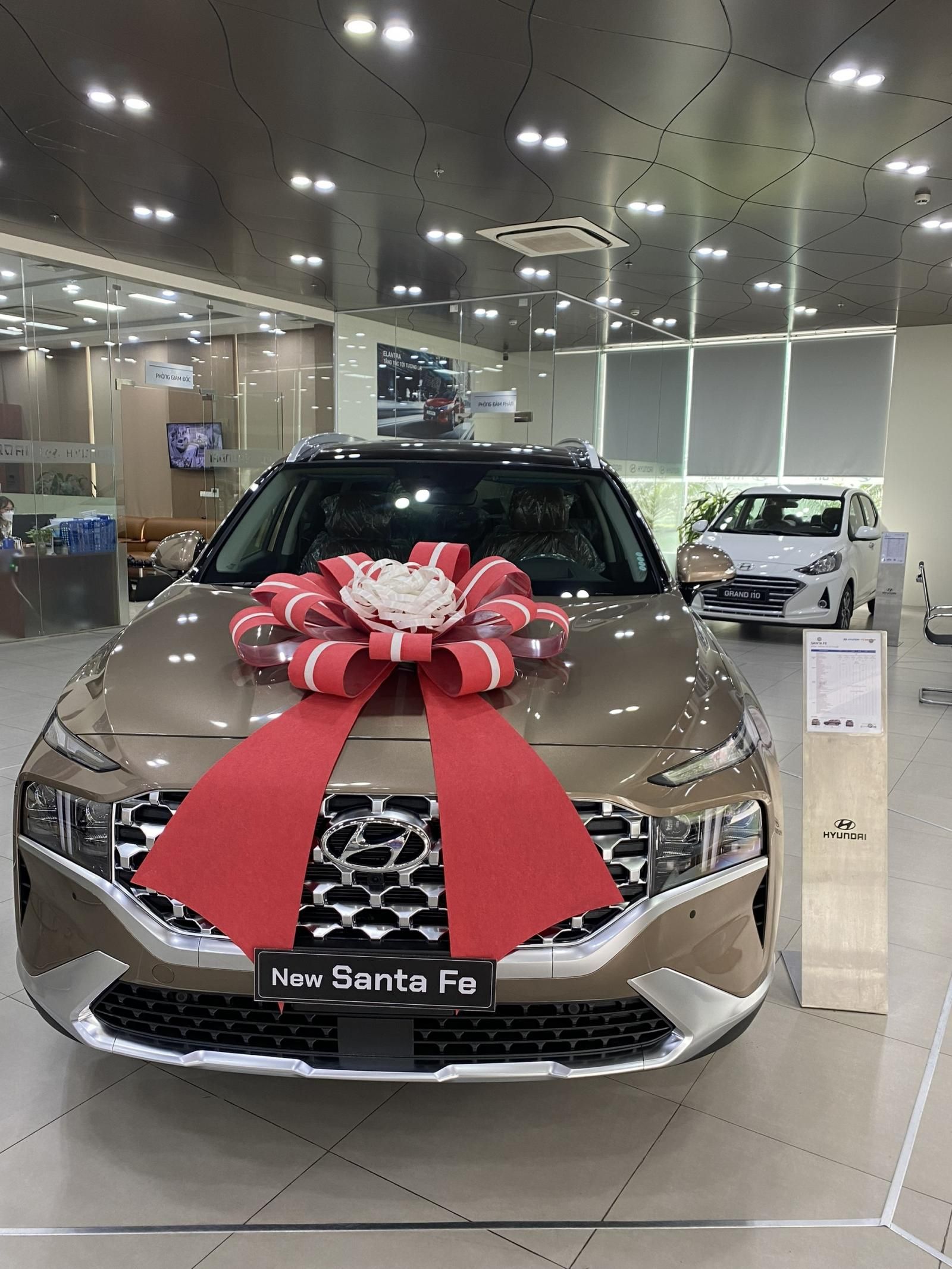Hyundai Santa Fe 2022 - Khai xuân rực rỡ, lấy xe ngay, đủ màu, giá hời