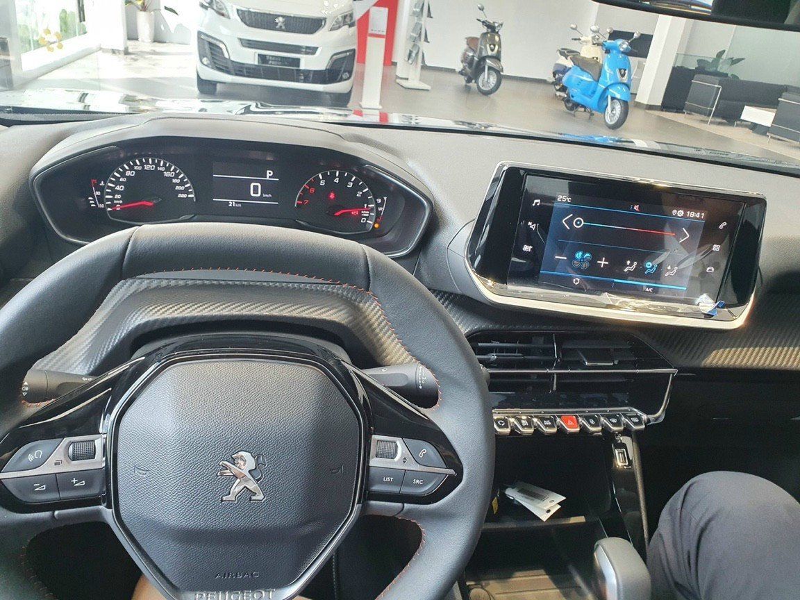 Peugeot 2008 2022 - [Bình Dương] Khai xuân lì xì sốc, ưu đãi đến 30tr, tặng bảo hiểm thân vỏ 1 năm, vô vàn quà tặng