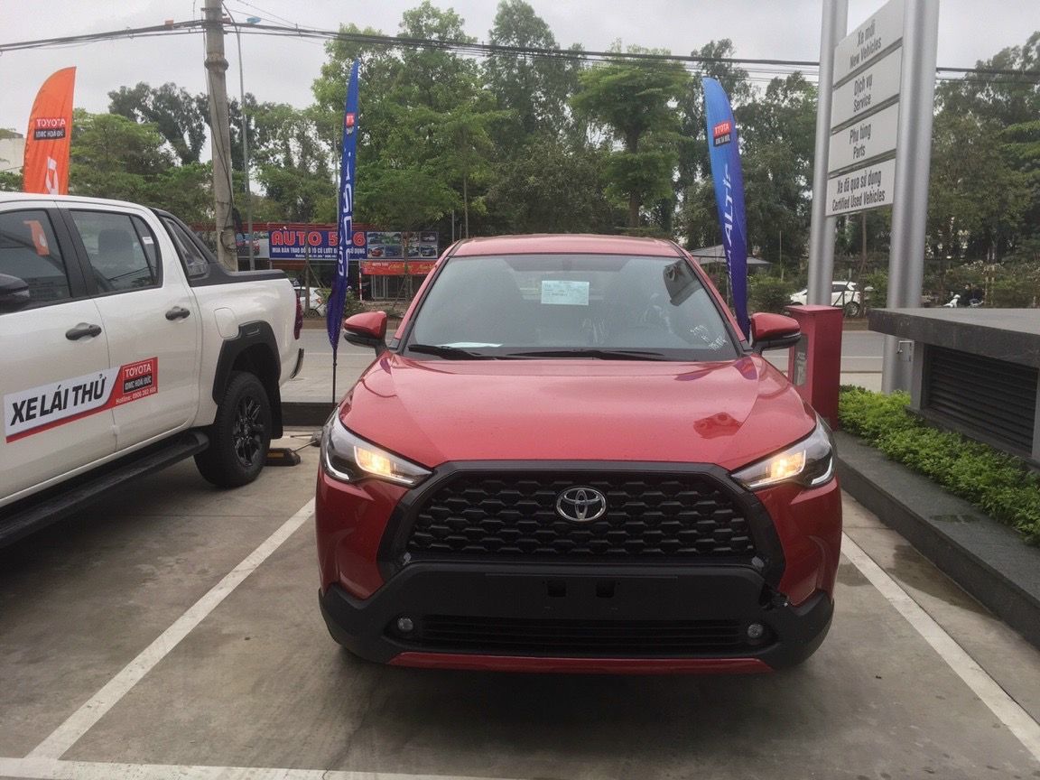 Toyota Corolla Cross 2022 - Ưu đãi lên đến 40tr, có đủ màu, phụ kiện, quà tặng theo xe rực rỡ