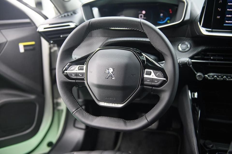 Peugeot 2008 2022 - [Bình Dương] Khai xuân lì xì sốc, ưu đãi đến 30tr, tặng bảo hiểm thân vỏ 1 năm, vô vàn quà tặng