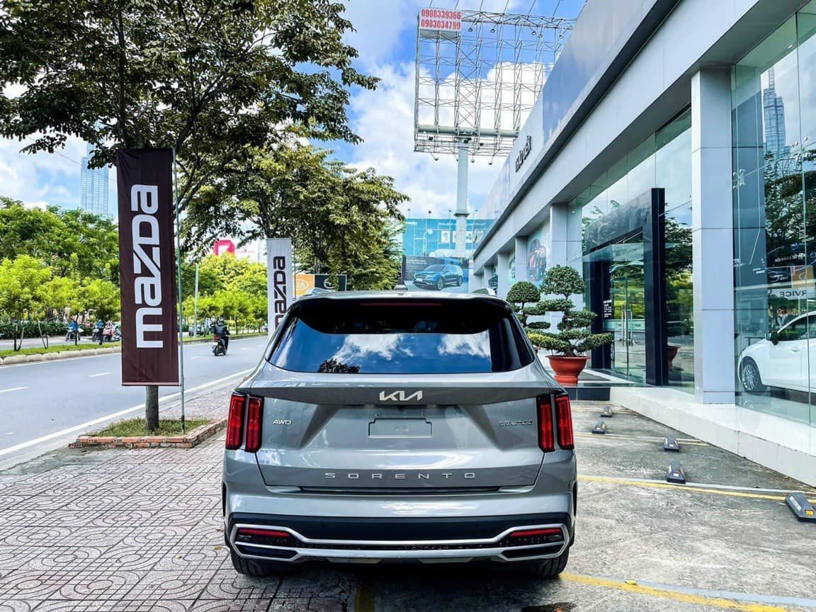 Kia Sorento 2022 - Màu xám nổi bật và siêu hiếm - Giảm 60% thuế trước bạ - Nhiều ưu đãi hấp dẫn