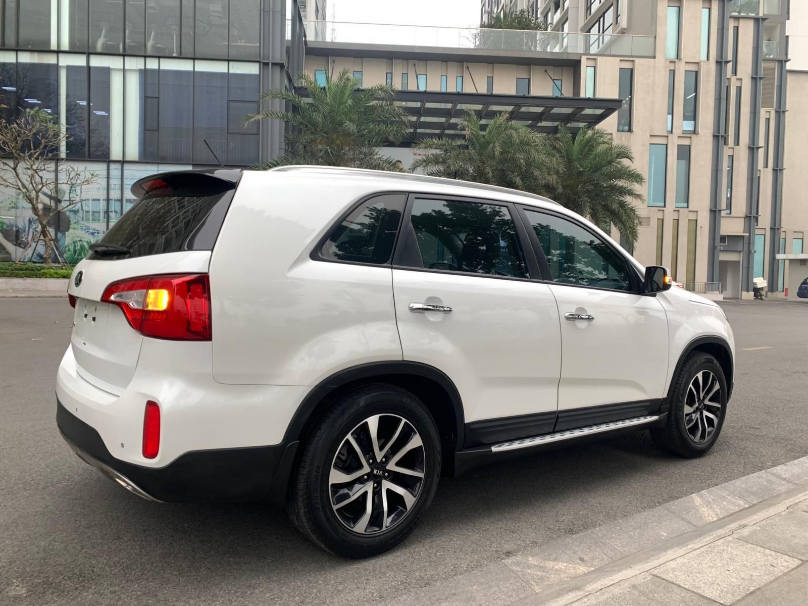 Kia Sorento 2019 - Mới 95%, giá 740tr