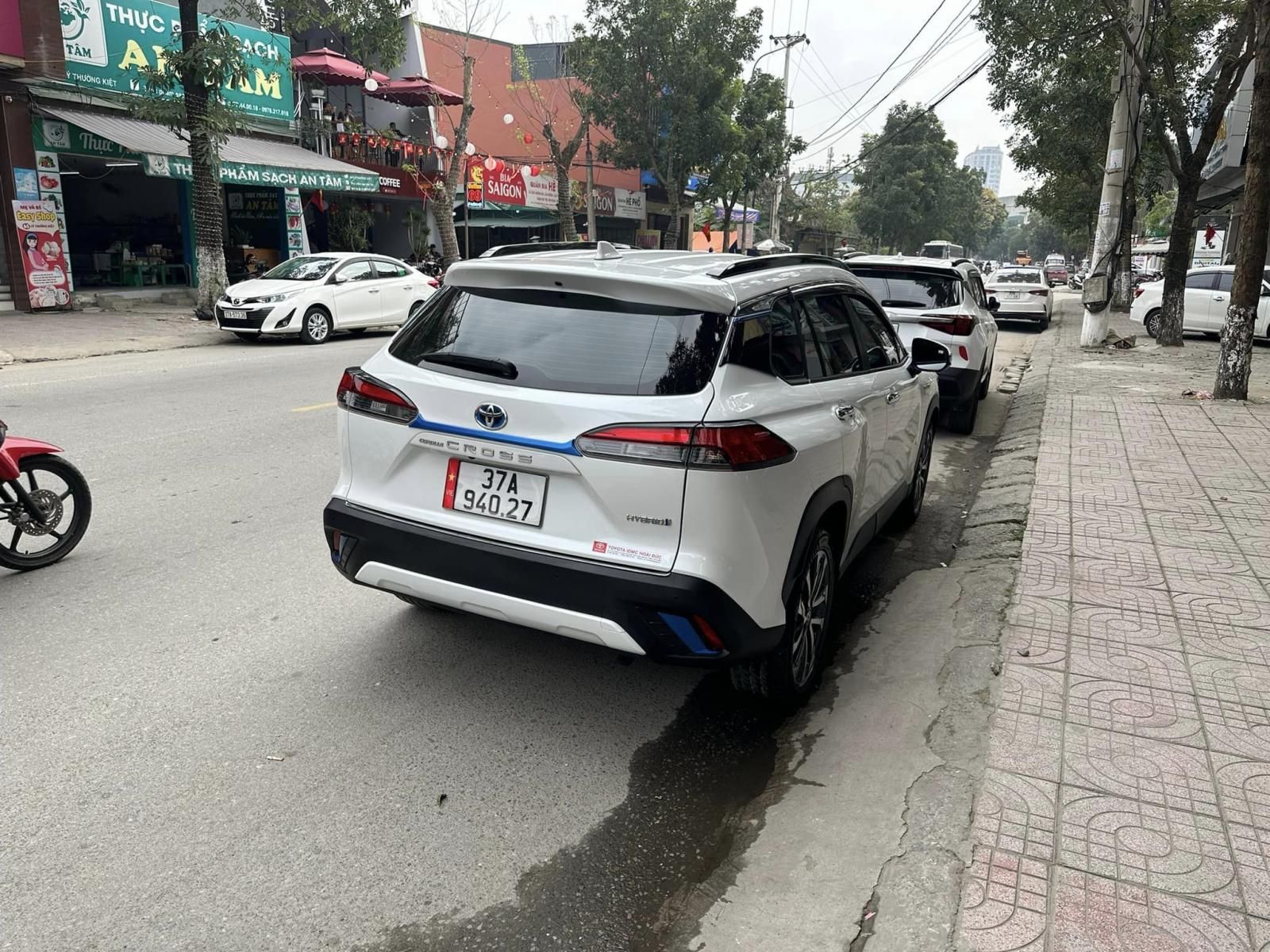 Toyota Corolla Cross 2021 - Màu trắng
