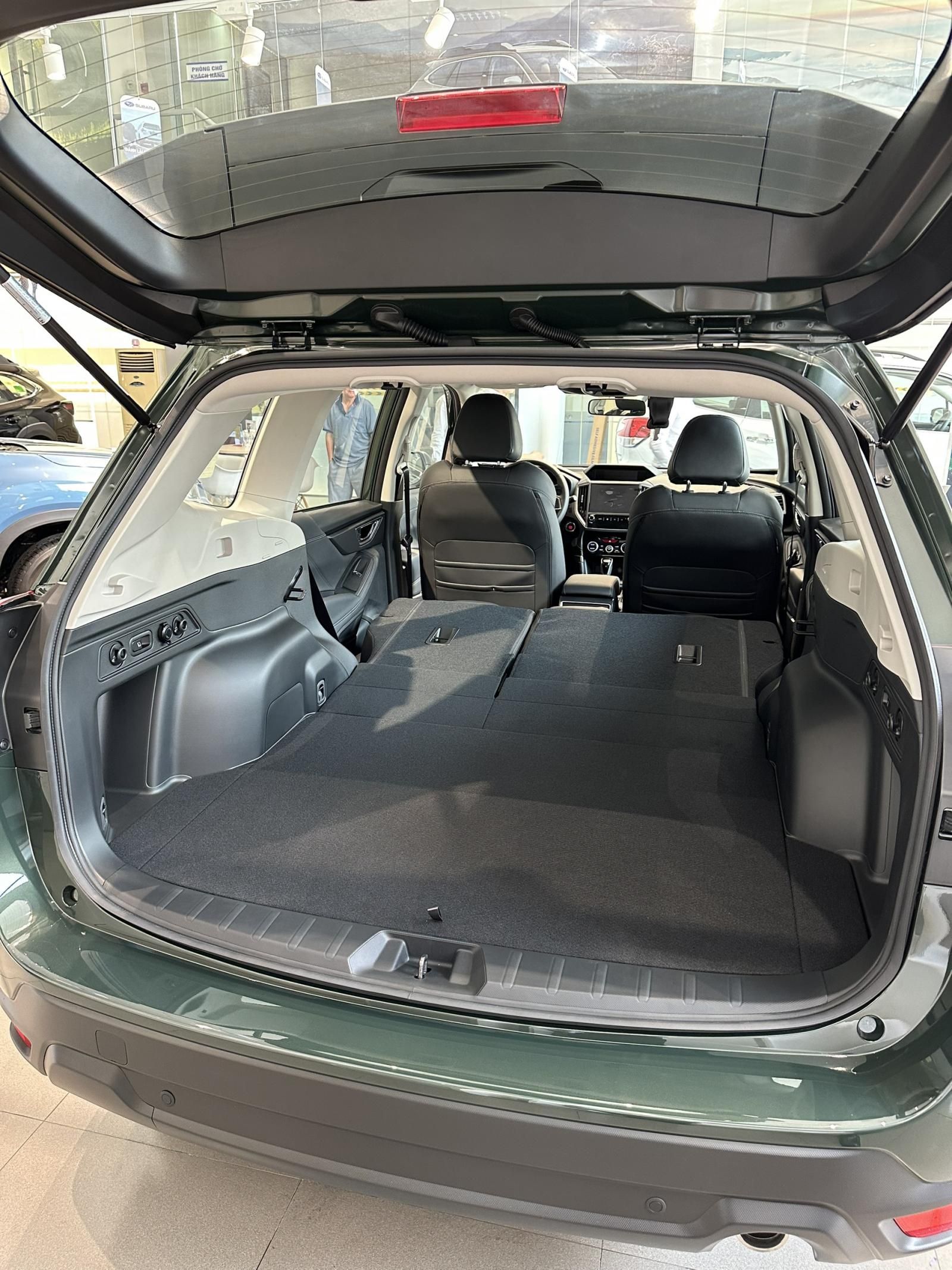 Subaru Forester 2023 - Tặng gập gương tự động và cốp điện trị giá hơn 23 triệu