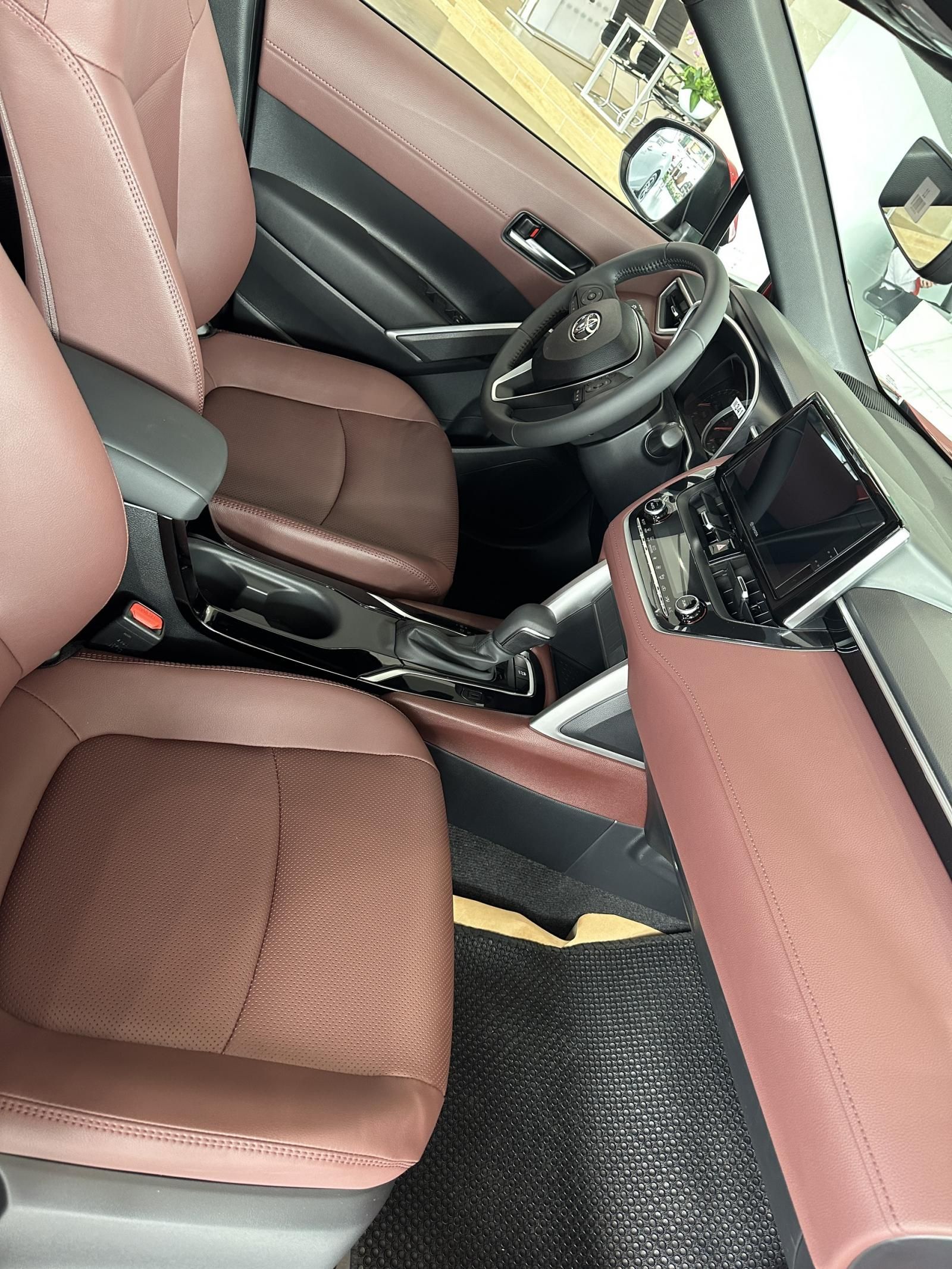 Toyota Corolla Cross 2023 - Xe có sẵn giao ngay đủ màu đủ mẫu ưu đãi tốt nhất thị trường