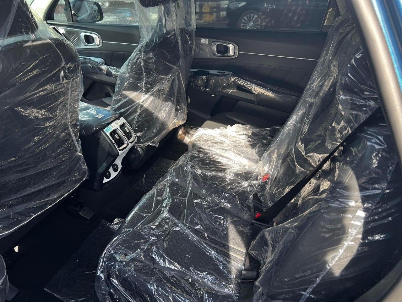 Kia Sorento 2022 - Màu xám nổi bật và siêu hiếm - Giảm 60% thuế trước bạ - Nhiều ưu đãi hấp dẫn