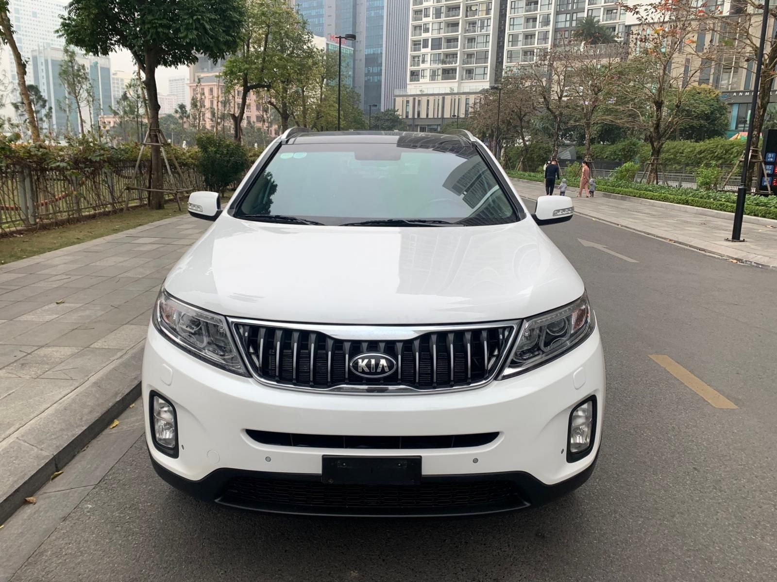 Kia Sorento 2019 - Mới 95%, giá 740tr