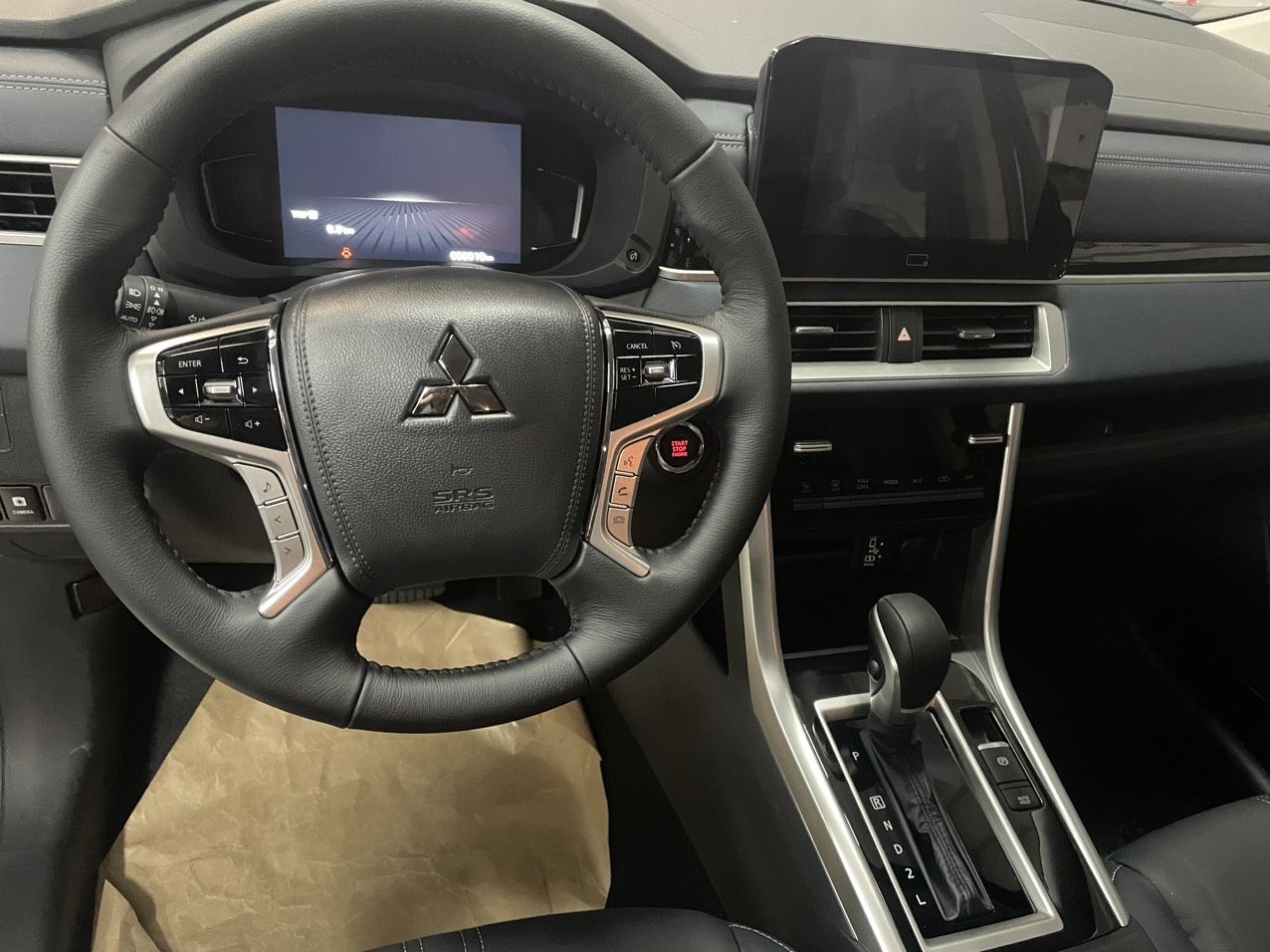 Mitsubishi Xpander Cross 2023 - Tặng ngay cam 360
