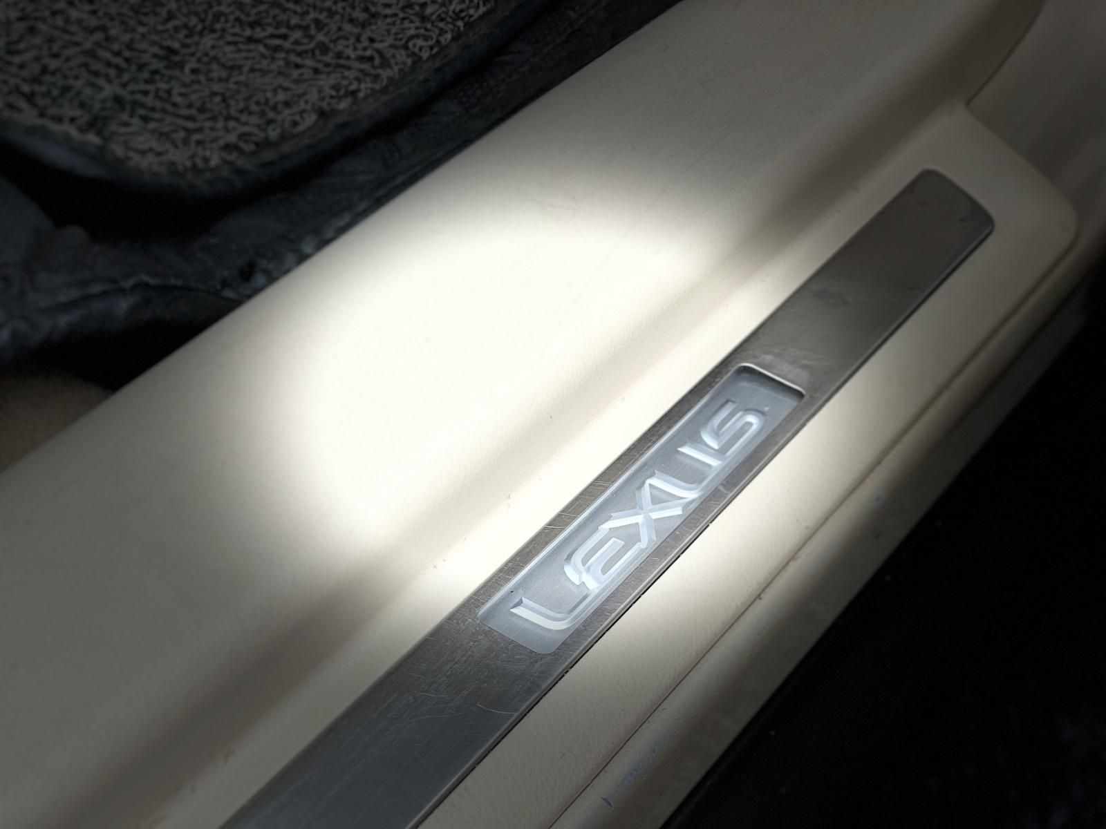 Lexus RX 450 2010 - Cần bán xe nhập Mỹ model 2011