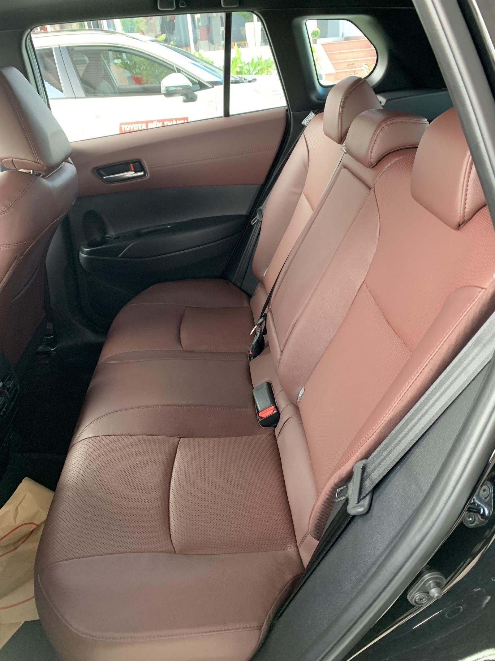 Toyota Corolla Cross 2023 - [ Hồ Chí Minh] cam kết giá tốt nhất miền Nam, quà tặng phụ kiện, giảm sâu tiền mặt, bảo hiểm theo xe