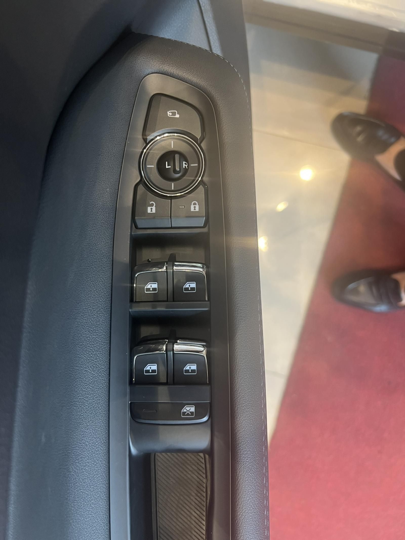 Ford Territory 2023 - Quà tặng gần 100tr, trả góp lãi suất thấp