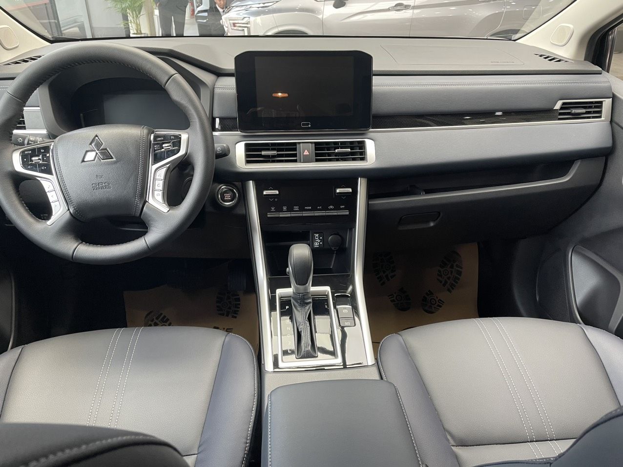 Mitsubishi Xpander Cross 2023 - Tặng ngay cam 360