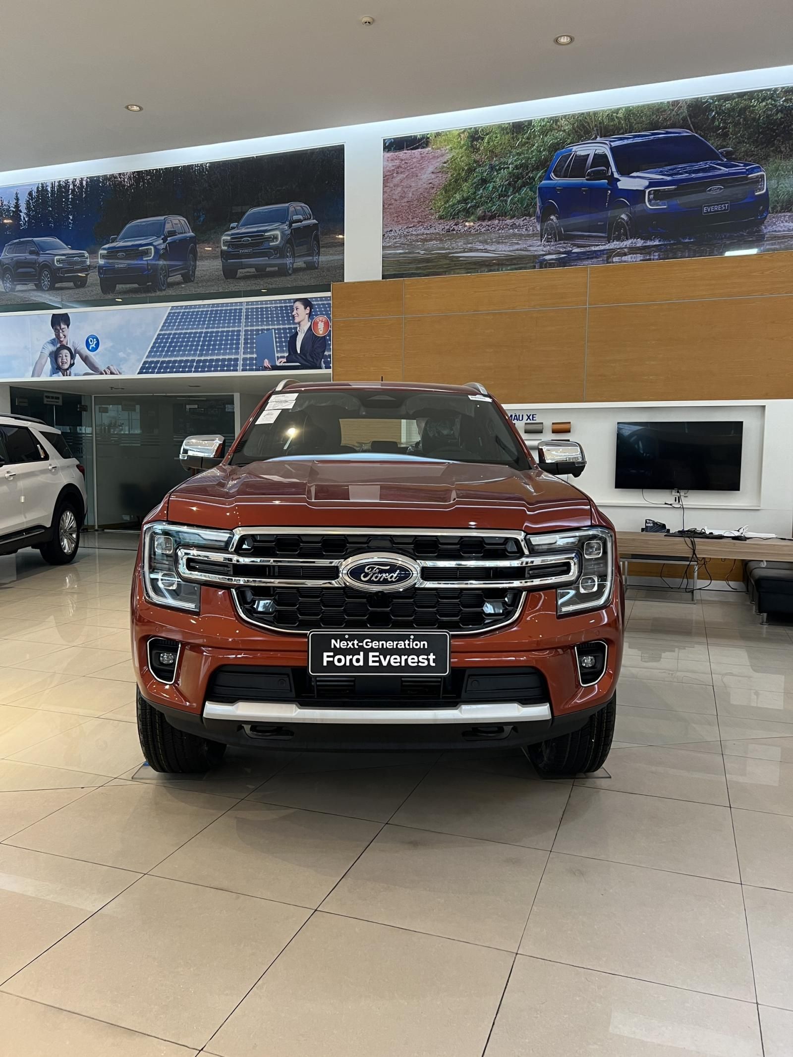 Ford Everest 2023 - Giá tốt nhất, liên hệ hotline ngay