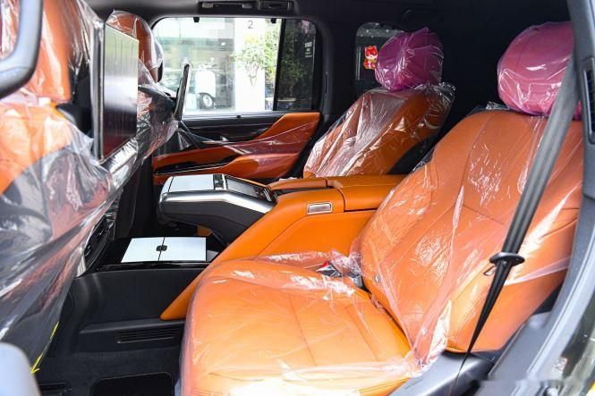 Lexus LX 600 2022 - Nhập khẩu nguyên chiếc