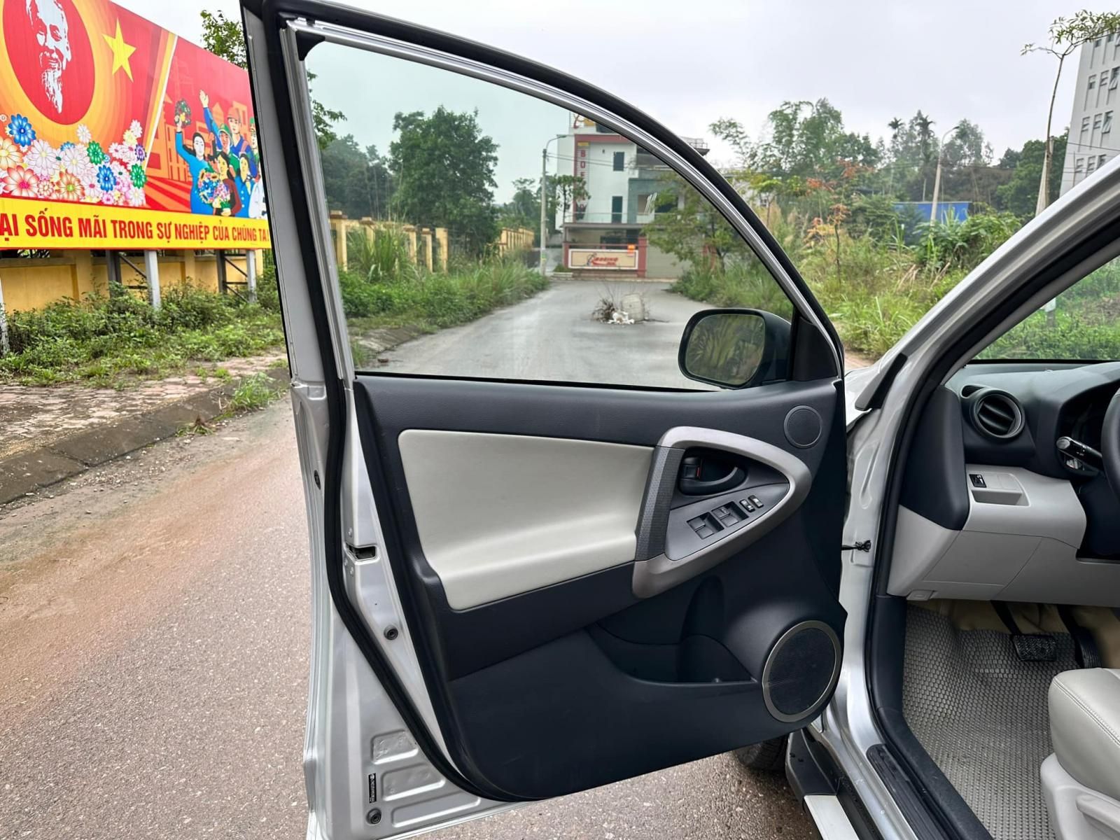 Toyota RAV4 2007 - Lăn bánh 2008