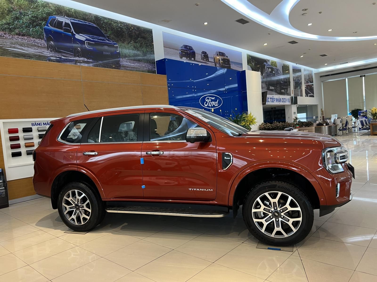 Ford Everest 2023 - Giá tốt nhất, liên hệ hotline ngay