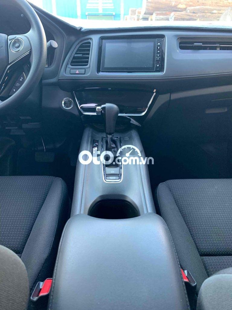 Honda HR-V  HRV sản xuất 2021 xe cần bán 2021 - Honda HRV sản xuất 2021 xe cần bán