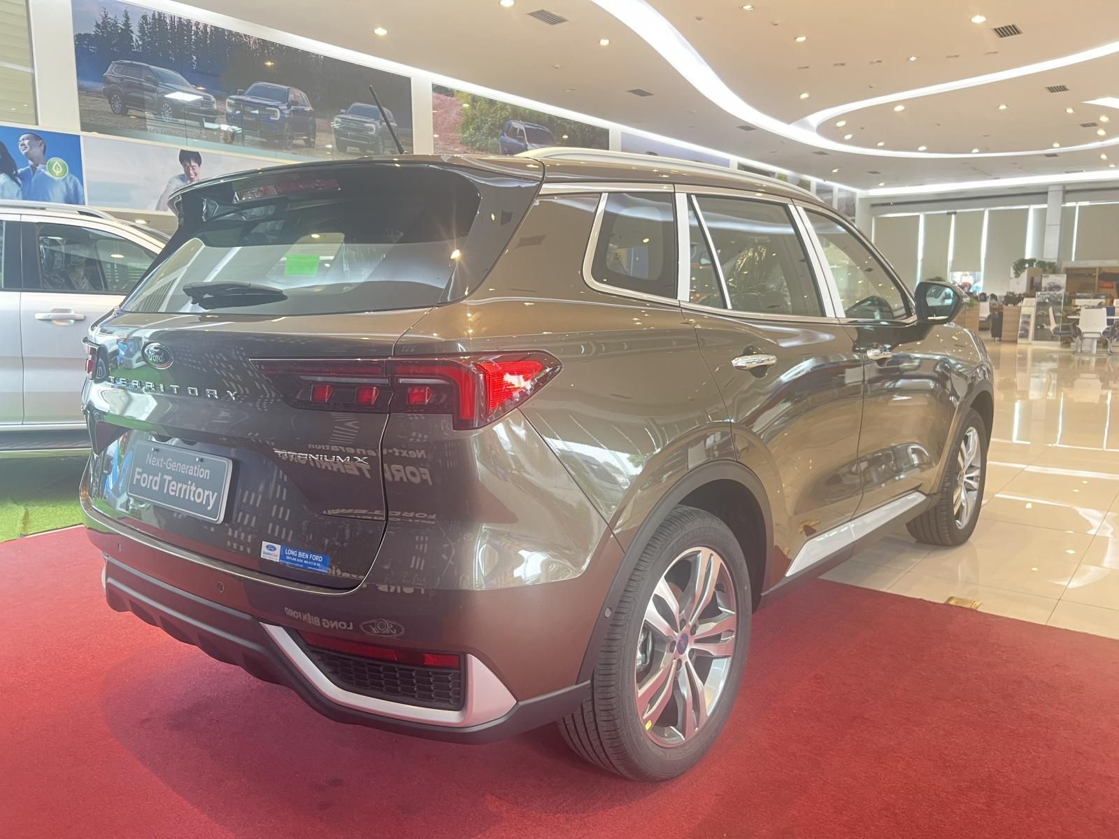 Ford Territory 2023 - Quà tặng gần 100tr, trả góp lãi suất thấp