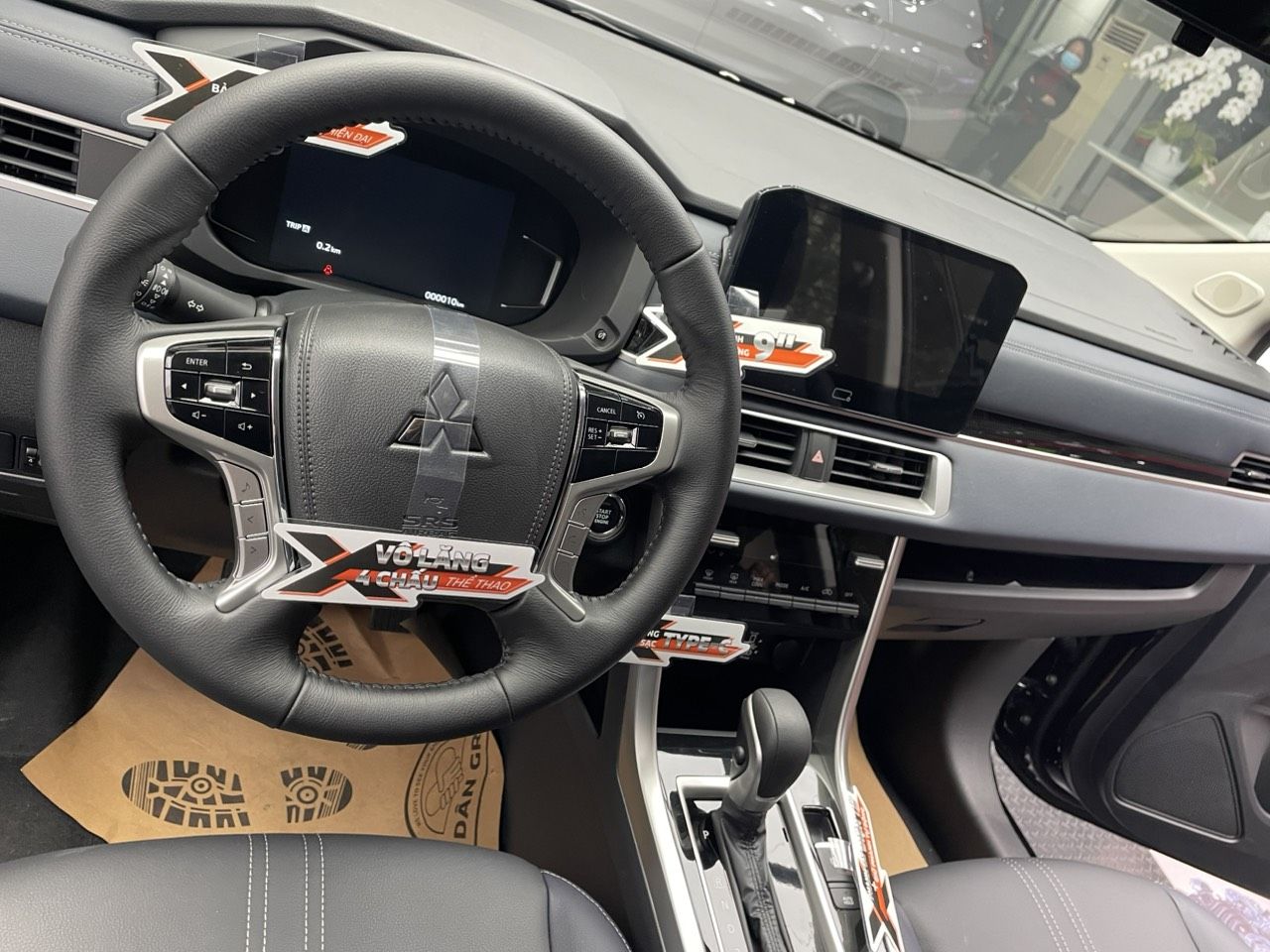 Mitsubishi Xpander Cross 2023 - Tặng ngay cam 360