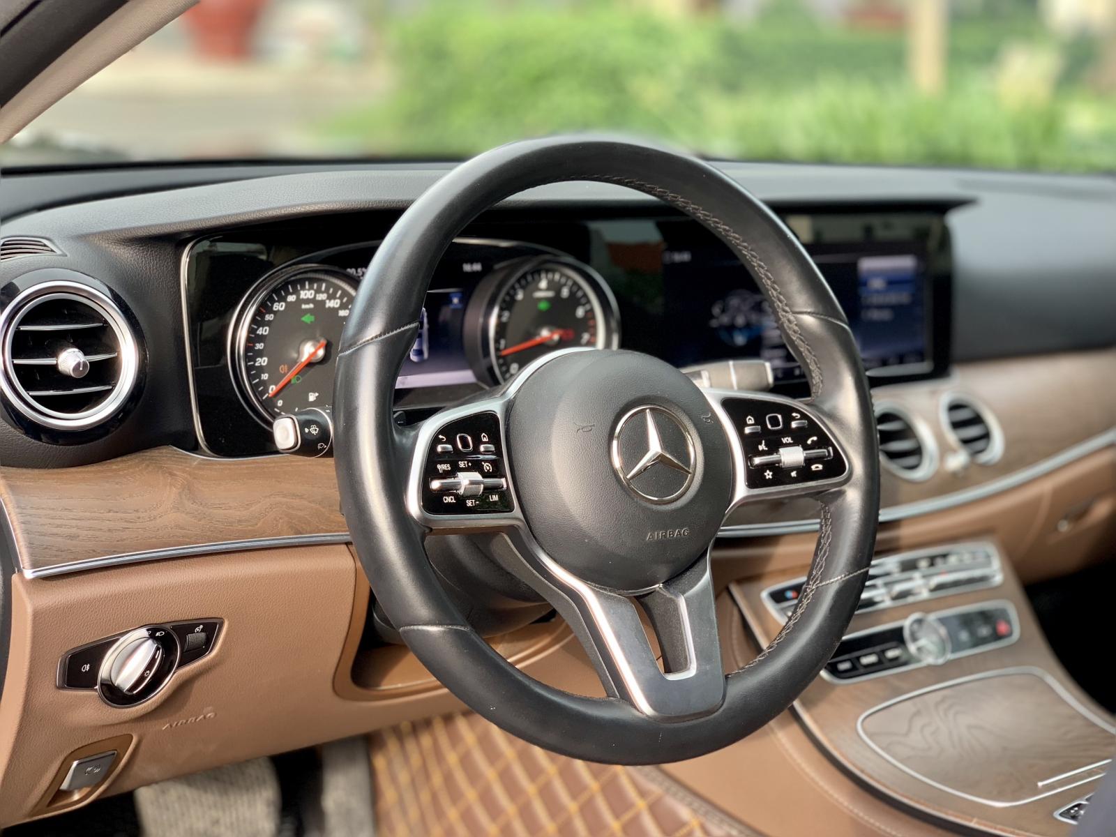 Mercedes-Benz E200 2019 - Mercedes E200 lên E39 10/2019,Xe Cực Chất 👍👍👍