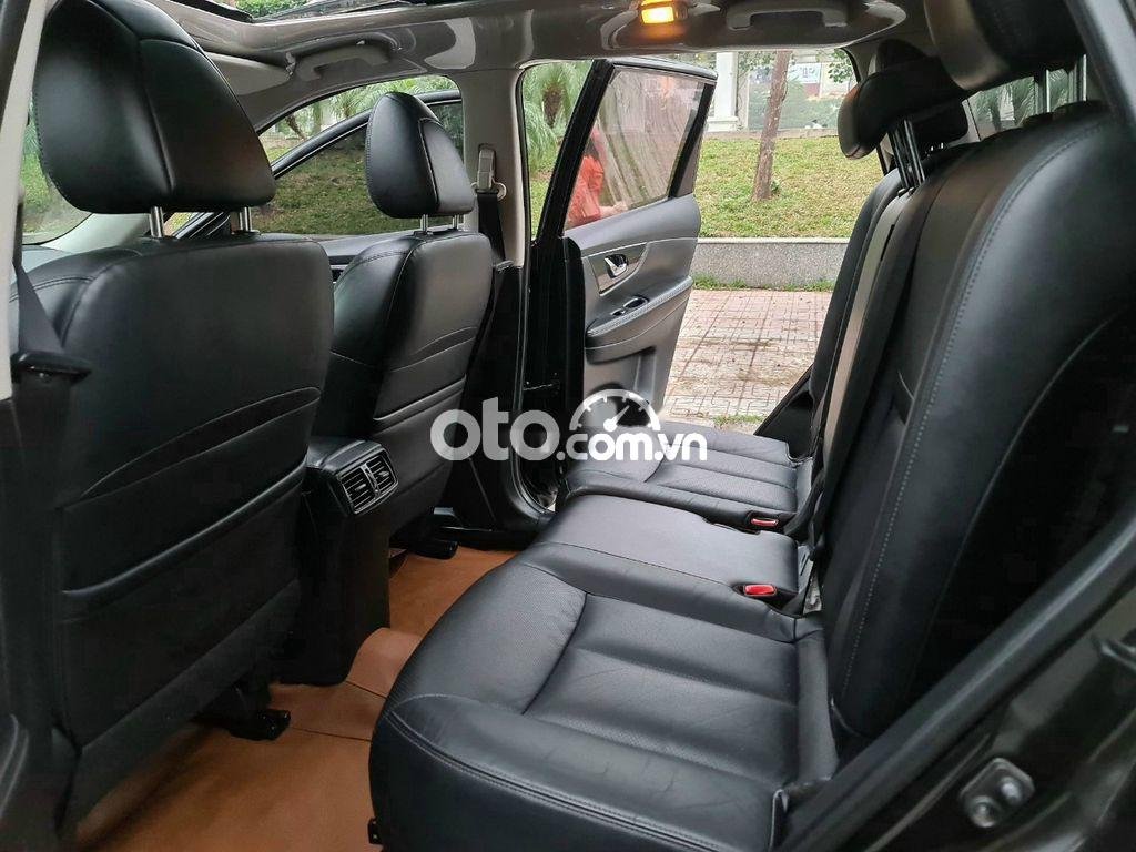 Nissan X trail  X- Trail gia đình màu xanh đen 2016 - Nissan X- Trail gia đình màu xanh đen