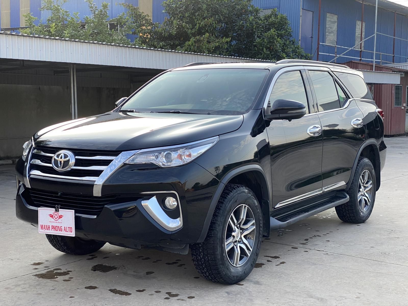 Toyota Fortuner 2018 - Máy xăng, nhập khẩu