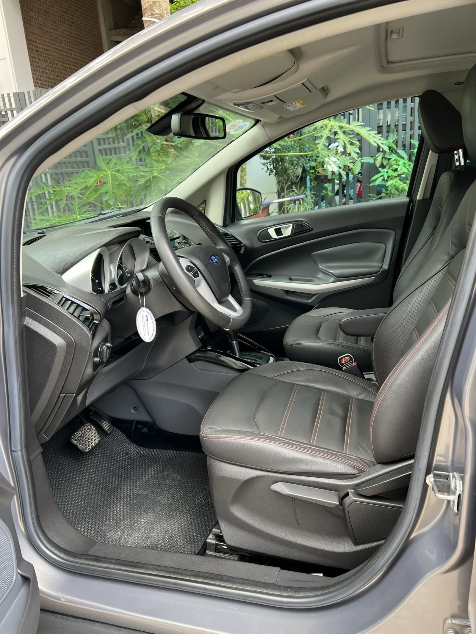 Ford EcoSport 2015 - Xe 6 vạn km