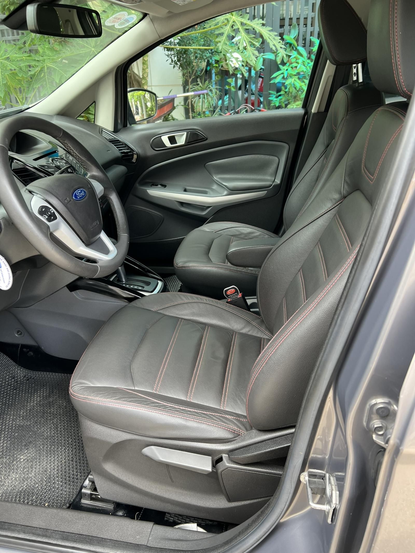Ford EcoSport 2015 - Xe 6 vạn km