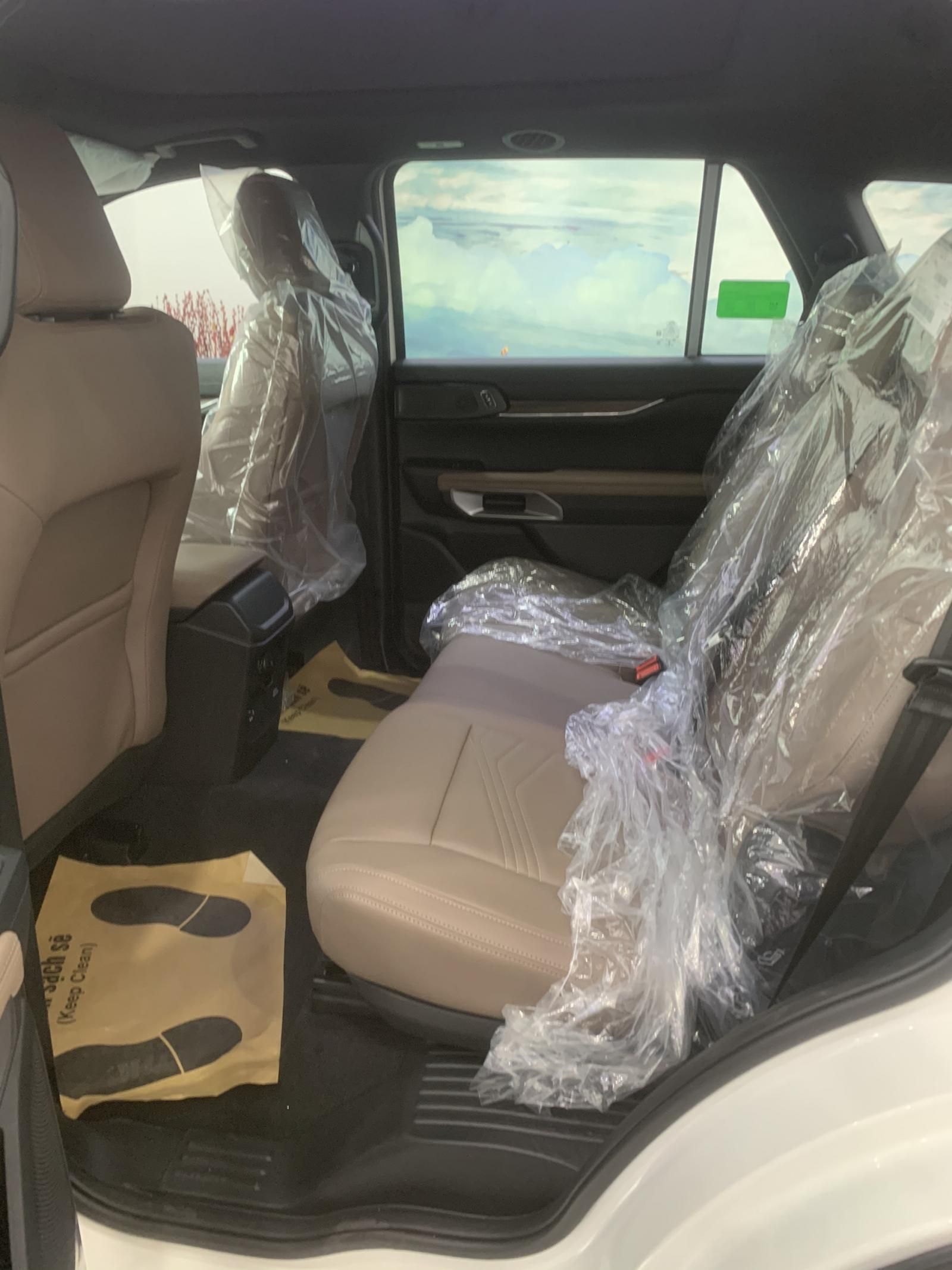 Ford Everest 2023 - Everest TiTanium 2 cầu 4x4, đủ màu, đủ phiên bản giao ngay, ưu đãi tốt, hỗ trợ ngân hàng 80% tặng phụ kiện