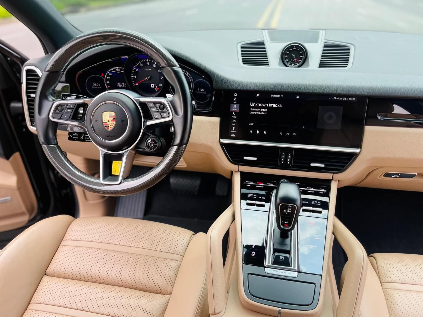 Porsche Cayenne S 2018 - Odo 2v miles siêu mới