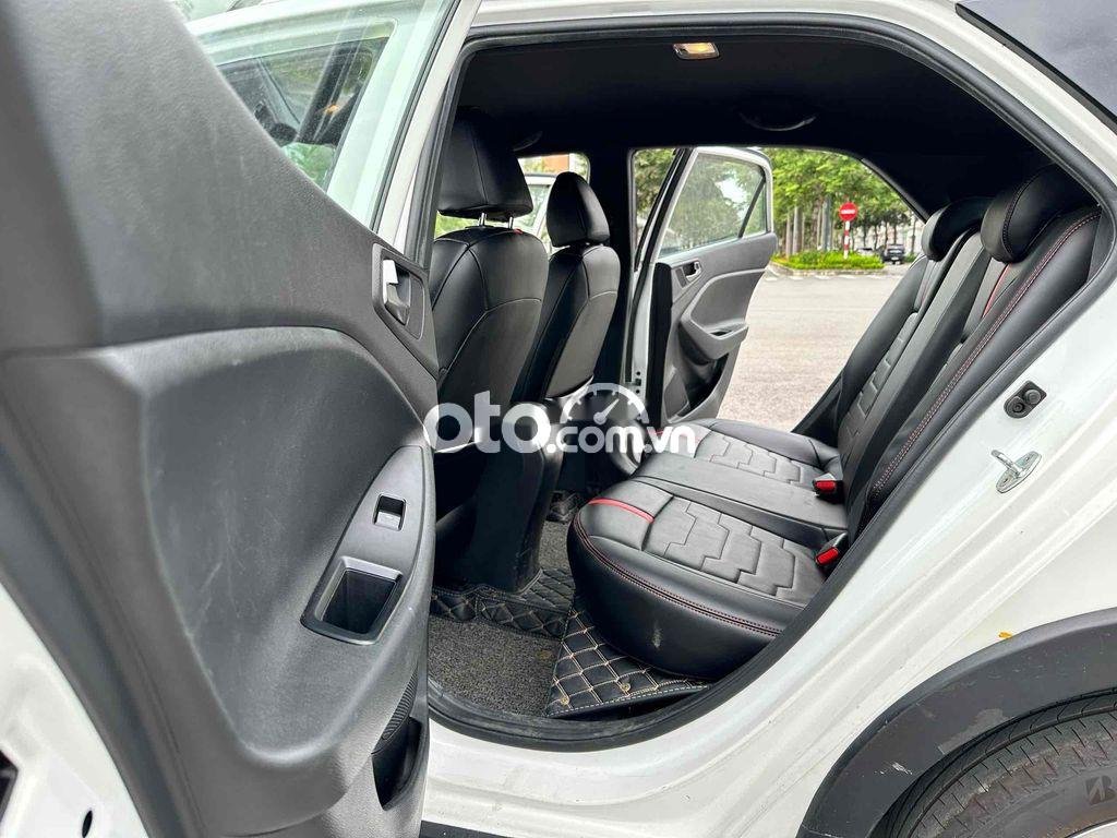 Hyundai i20 Bán  Active nhập sx2015 2015 - Bán i20 Active nhập sx2015