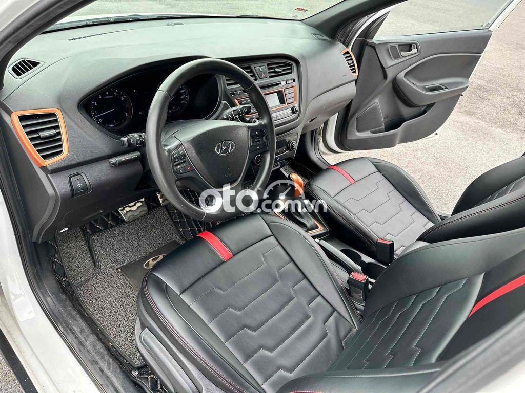 Hyundai i20 Bán  Active nhập sx2015 2015 - Bán i20 Active nhập sx2015