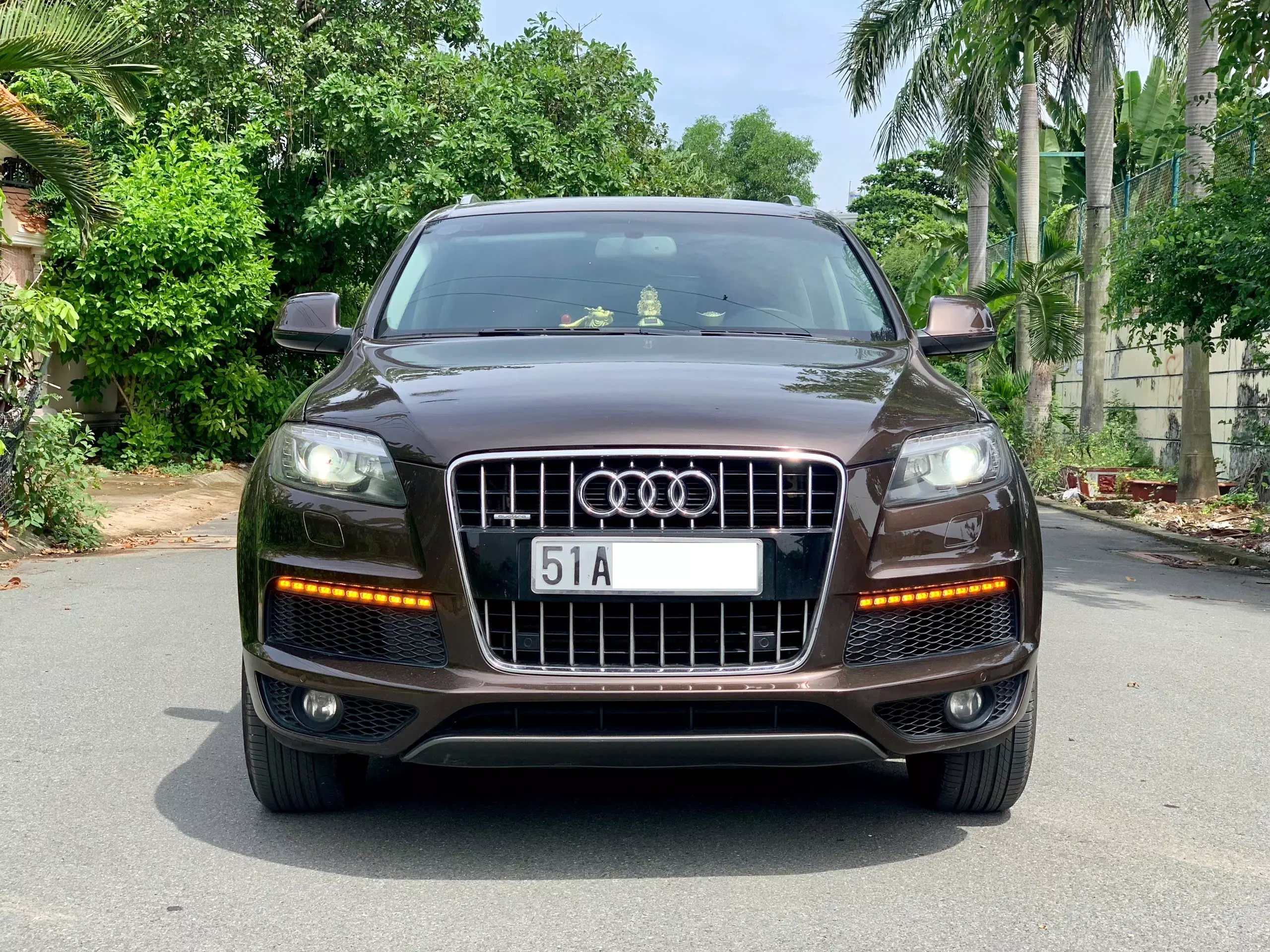 Audi Q7 2013 - Bán xe Audi Q7 đời 2013, màu nâu, giá chỉ 785 triệu