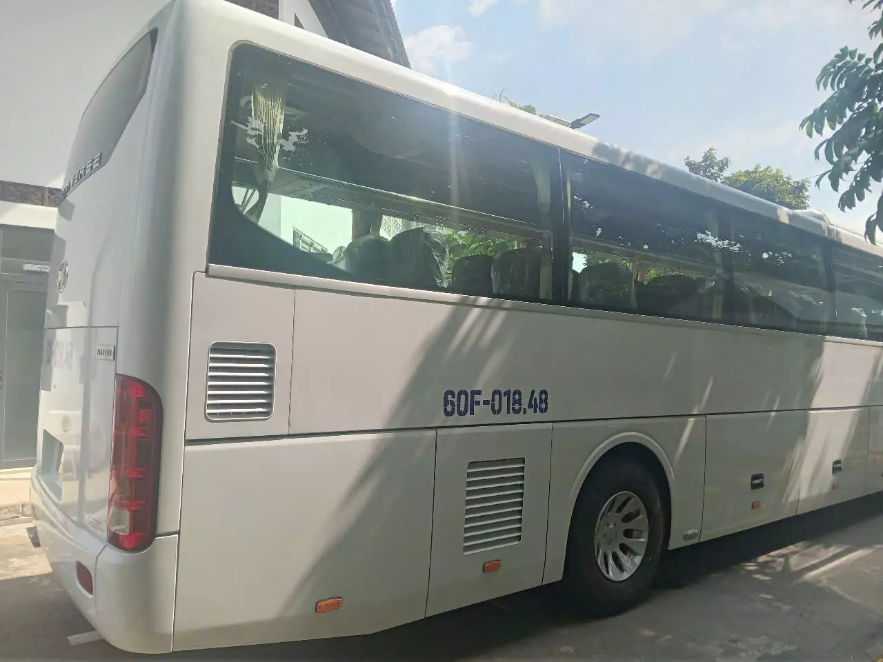 Hyundai Universe 2021 - Xe Hyundai Universe Modern S 47 chỗ, sản xuất năm 2021.
